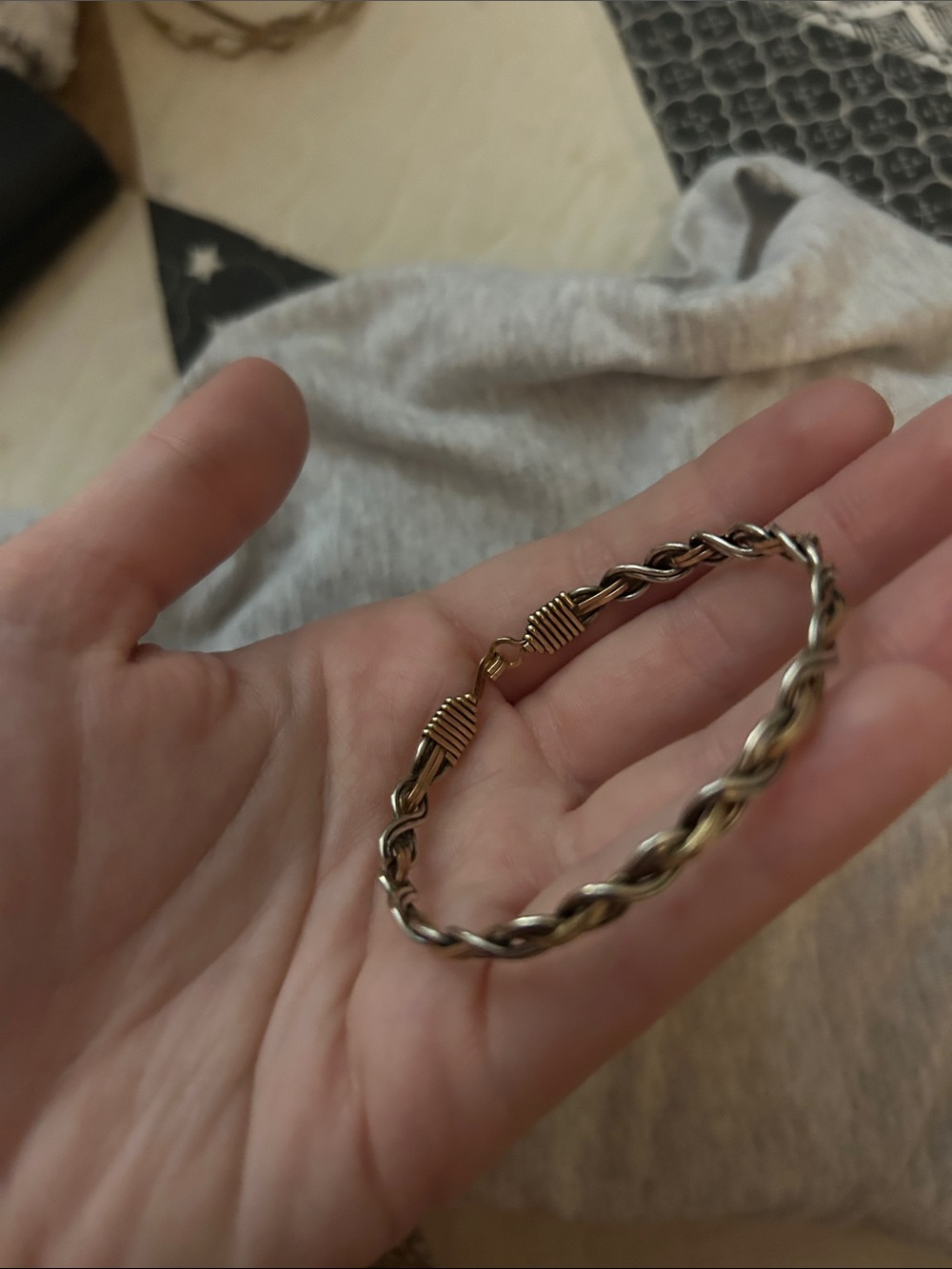 ronaldo let it shine Twisted Two-Tone Metal Bangle Bracelet - Gold fill & Silver - Picture 3 of 4